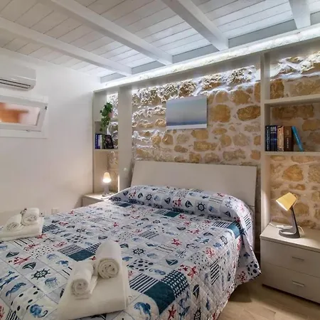 Apartment Dammuso Il Piccolo Gioia *